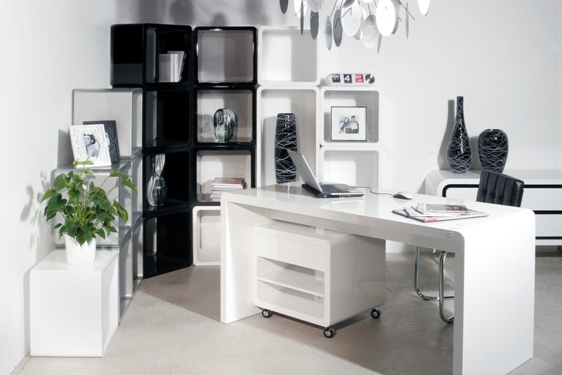 White Club Schreibtisch 180x80 Weiss Hochglanz by Kare Design